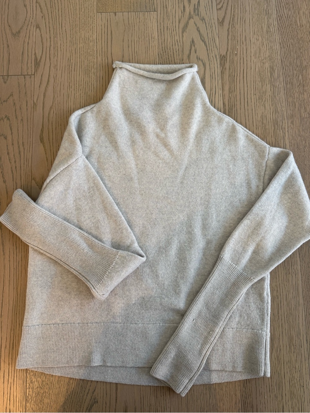 Wilfred Roll Neck Light Gray Turtleneck Sweater